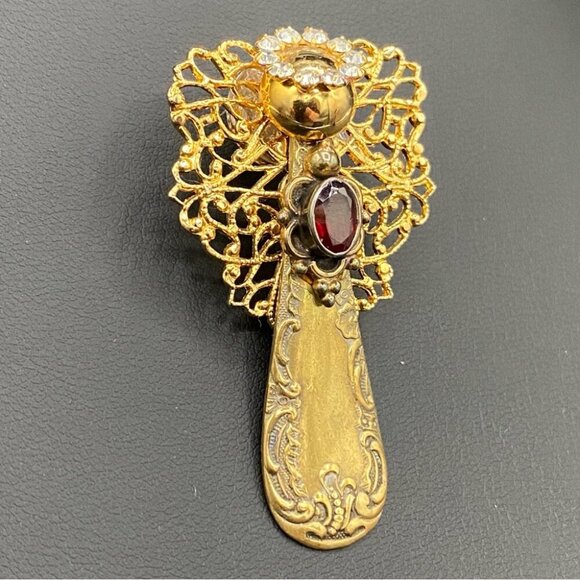 Artisan Heavenly Angel Pin Made of Vintage Spoon and Real Garnet Centre - Picture 11 of 12